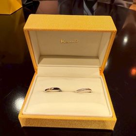 【ケイウノ ブライダル(K.UNO BRIDAL)の口コミ】 フルオーダーで自分たちが妥協してない指輪のデザイン！
黒メッキが旦那さ…