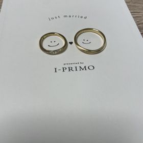 【アイプリモ(I-PRIMO)の口コミ】 ダイヤが11個入ってます。
流れるようにダイヤが並んでいて、どの角度から…