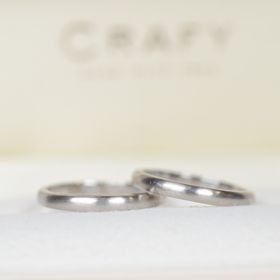 【CRAFY(クラフィ)の口コミ】 私たちは、どんなファッションでも合うように、シンプルなデザインして、…