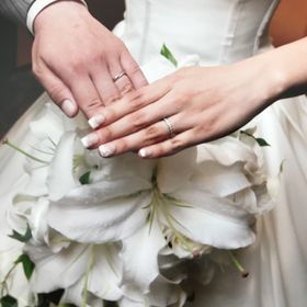 【銀座ダイヤモンドシライシの口コミ】 結婚指輪はどうしてもハーフエタニティがよかったのでペアリングではなく…