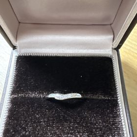 【アイプリモ(I-PRIMO)の口コミ】 価格も良心的なのに質がよく、お気に入りです！
婚約指輪と重ね付けしたく…