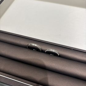 【アイプリモ(I-PRIMO)の口コミ】 子供の頃憧れた母親の結婚指輪が一石のみのシンプルなもので、結婚指輪の…