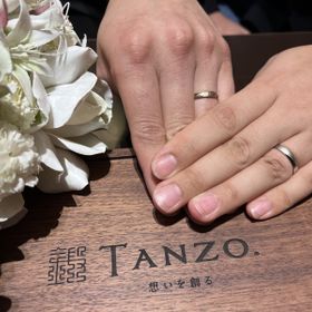 【TANZO.(鍛造指輪)の口コミ】 自分たちでデザインや色味など希望したものが反映されるため、夫婦でも違…