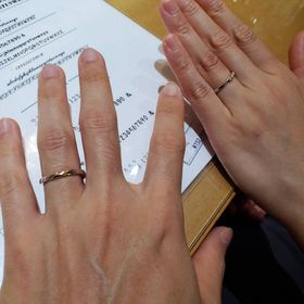 【AMOUR AMULET(アムール・アミュレット)】の口コミ 最初はシンプルな王道デザインを探していたのですが、こちらのお店でプラチ...