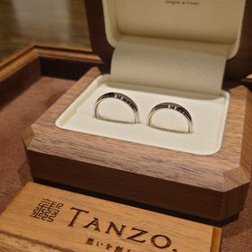 【TANZO.(鍛造指輪)の口コミ】 「永く一生つけられるデザインを」と模索しており、歳を重ねてシワシワに…
