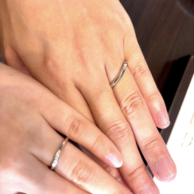 【ラザール ダイヤモンド【取扱店販売】】の口コミ ウェーブデザインのものを探していて、女性の指輪はダイヤありのものはほか...