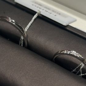【アイプリモ(I-PRIMO)の口コミ】 プラチナの結婚指輪を探していました。
着け心地も良く、新郎新婦ともに好…