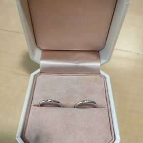 【TRECENTI(トレセンテ)の口コミ】 ・日常使いできるシンプルなデザインであること
・予算1人15万以内である…