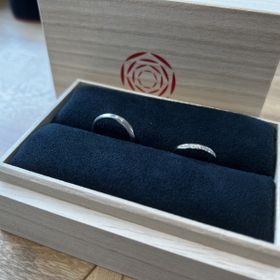 【出雲結(いずもゆい)の口コミ】 ダイヤとピンクゴールドが入っており、女性らしく、手元を華やかに見せて…