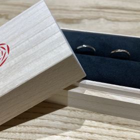 【出雲結(いずもゆい)の口コミ】 シンプルで使い勝手が良いデザインが良かったです。
カラーなども変更する…