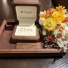 【TANZO.(鍛造指輪)の口コミ】 土目のデザイン・えぐり・鏡面仕上げなど細かいデザインもオーダーする事…