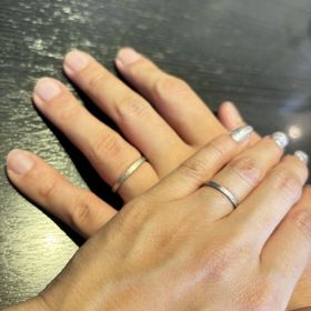 【鎌倉彫金工房の口コミ】 傷が付きにくいデザインが2種類あって選べたので職業柄有難いと思いました…