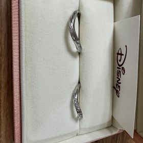 【ケイウノ ブライダル(K.UNO BRIDAL)の口コミ】 特別感もあってゴージャスだけどゴージャス過ぎず長年使えるデザインがと…