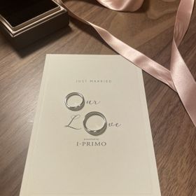 【アイプリモ(I-PRIMO)の口コミ】 薬指でメレダイヤがキラキラと光るのを見るのが楽しいです！
きらびやかだ…