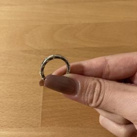 【ブルガリ(BVLGARI)の口コミ】 セルペンティという、蛇の柄の指輪を選びました。指輪選び中に初めて知っ…