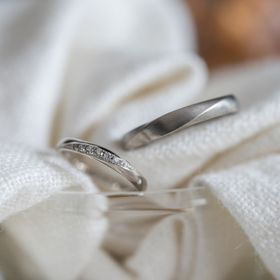 【Cayof(カヨフ)の口コミ】 シンプルで歳を重ねても使い続けられるデザインに惹かれました。仕事中に…