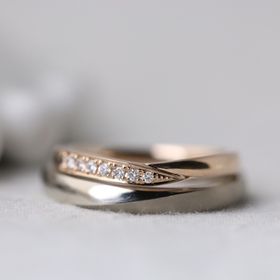 【atelier Kiona(アトリエキオナ)の口コミ】 キラキラしているものが好みだったので、ダイヤを入れていただいてとても…