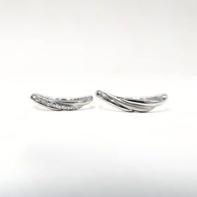 【CAFERING(カフェリング)の口コミ】 カフェリングさんの中でも変わったデザインでとても気に入っています。つ…