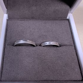 【BONDS(ボンズ)】の口コミ シンプルでどんな服装にも合いそうです。
プラチナ製でマット加工されてい...