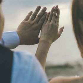 【ケイウノ ブライダル(K.UNO BRIDAL)の口コミ】 シンプルで派手すぎない感じが良かったです。
内側には入籍の日やイニシャ…