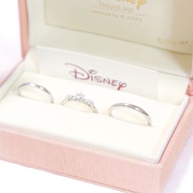 【ケイウノ ブライダル(K.UNO BRIDAL)の口コミ】 笑いの絶えない家庭をに築きたかったので、この指輪は私たちにはピッタリ…