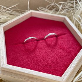 【出雲縁(いずもえん)の口コミ】 価格も比較的リーズナブルで色々なデザインから好みのものを作れます。
色…