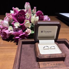【TANZO.(鍛造指輪)の口コミ】 オーダーメイドなので、自分好みに自由にデザインできるところが気に入っ…