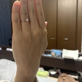 【ECRIN(エクラン)】の口コミ 今回指輪を選ぶにあたって僕はどうしてもプラチナのリングが良かった事と彼...