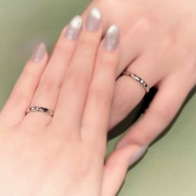 【ケイウノ ブライダル(K.UNO BRIDAL)の口コミ】 ドナルドの足の模様が入ってるのですが、それがさり気ないけども凄く可愛…