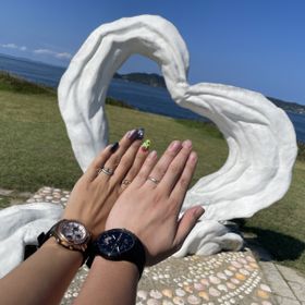 【ケイウノ ブライダル(K.UNO BRIDAL)の口コミ】 婚約指輪はフルオーダーで作成しました。
結婚指輪は木目金調にしようと決…