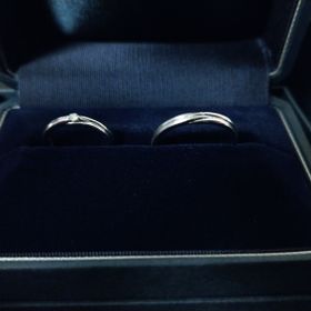 【銀座ダイヤモンドシライシの口コミ】 エンゲージリングもエバーアフターで、男性のデザインも格好よかったので…