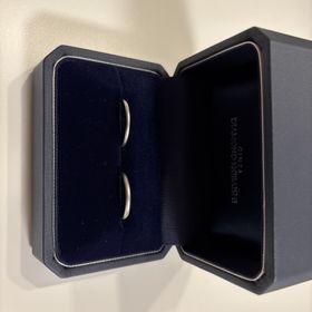 【銀座ダイヤモンドシライシの口コミ】 シンプルで飽きないデザイン
マット加工をしており、華やかすぎない点が良…