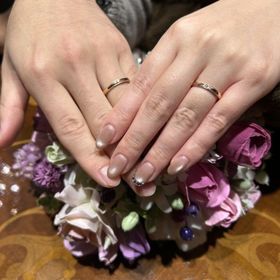 【TANZO.(鍛造指輪)の口コミ】 手元に届いたミル打ちのリングは、想像以上に素敵なものでした。
ふたり揃…