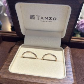 【TANZO.(鍛造指輪)の口コミ】 指輪を探していく中でなかなか２人で納得がいくデザインが見つからなかっ…