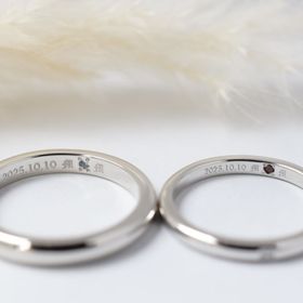 【CRAFY(クラフィ)の口コミ】 普段使いできるようにシンプルなデザインにしました。私は特にこだわりは…