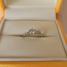 【ケイウノ ブライダル(K.UNO BRIDAL)の口コミ】 両親の婚約指輪を譲り受けたので、自分の婚約指輪としてリメイクしました…