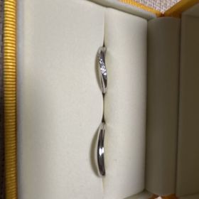 【ケイウノ ブライダル(K.UNO BRIDAL)の口コミ】 購入するデザインでウェーブタイプとストレートタイプのリングで最後まで…