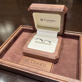 【TANZO.(鍛造指輪)の口コミ】 自分の気に入ったデザインを1から選ぶ事が出来る。デザインパターンも多く…