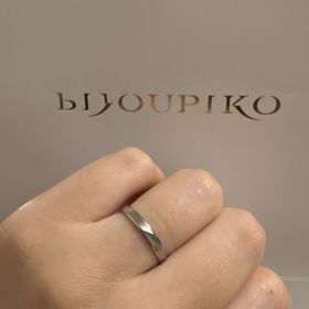 【BONDS(ボンズ)の口コミ】 毎日つけていても気にならないような付け心地の良い指輪です。軽くて薄い…