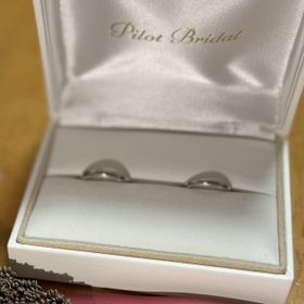 【PILOT BRIDAL(パイロットブライダル)】の口コミ ミル打ちデザインのため、ミル部分の摩耗や傷がネックでしたが、鍛造製法に...