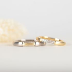 【CRAFY(クラフィ)の口コミ】 デザインや色使いなど、自分たちで1から考えました。選べる素材や加工の種…