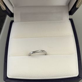 【俄(にわか)】の口コミ 女性のもののが安く13万くらいだったと思います。ウェーブ型ですが、とに...