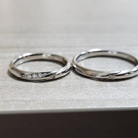 【ケイウノ ブライダル(K.UNO BRIDAL)の口コミ】 新郎用はDisneyのTiedwithLoveのものを、新婦用は既存のデザインをモチー…