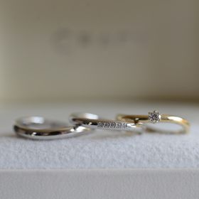 【CRAFY(クラフィ)の口コミ】 　ウェーブのデザインが好きで、婚約指輪も結婚指輪もどちらもウェーブの…