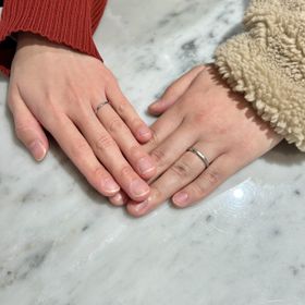 【BONDS(ボンズ)の口コミ】 指輪のデザインはシンプルだけど可愛くもあり綺麗なものを選んでいた。最…