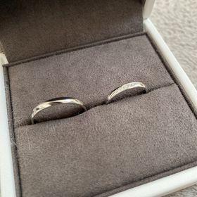 【BIJOUPIKO(ビジュピコ)の口コミ】 特にこだわりがなかったので、お店に行って、いろいろ試着して直感で決め…