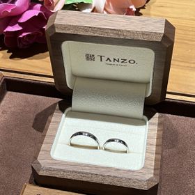 【TANZO.(鍛造指輪)の口コミ】 丈夫でシンプルなデザインの結婚指輪を探していたので、鍛造製法の指輪を…