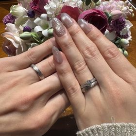 【TANZO.(鍛造指輪)の口コミ】 指輪のデザインはゴールドで色鮮やかな色味のものを選びました。また指輪…