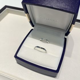 【俄(にわか)】の口コミ ダイヤが3粒ついてるものと、5粒ついてる物で迷いましたが、せっかくなの...