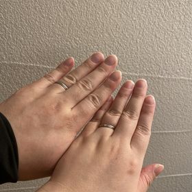 【銀座ダイヤモンドシライシの口コミ】 シンプルなデザインで、年を重ねても飽きがこなそうな点が気に入りました…